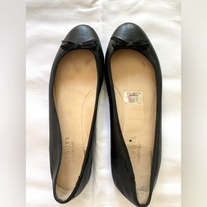 Talbots Black Flat with Grosgrain Ribbon Size 10.5 M